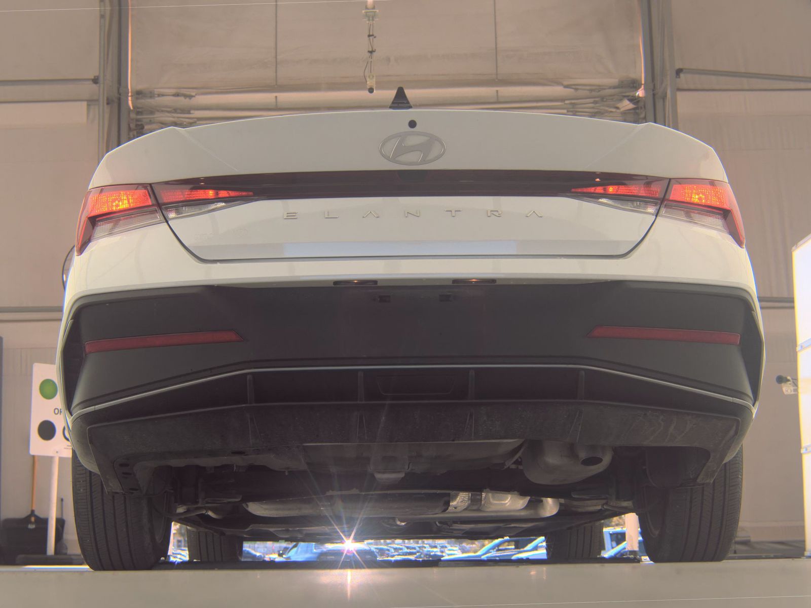 2024 Hyundai Elantra SEL FWD