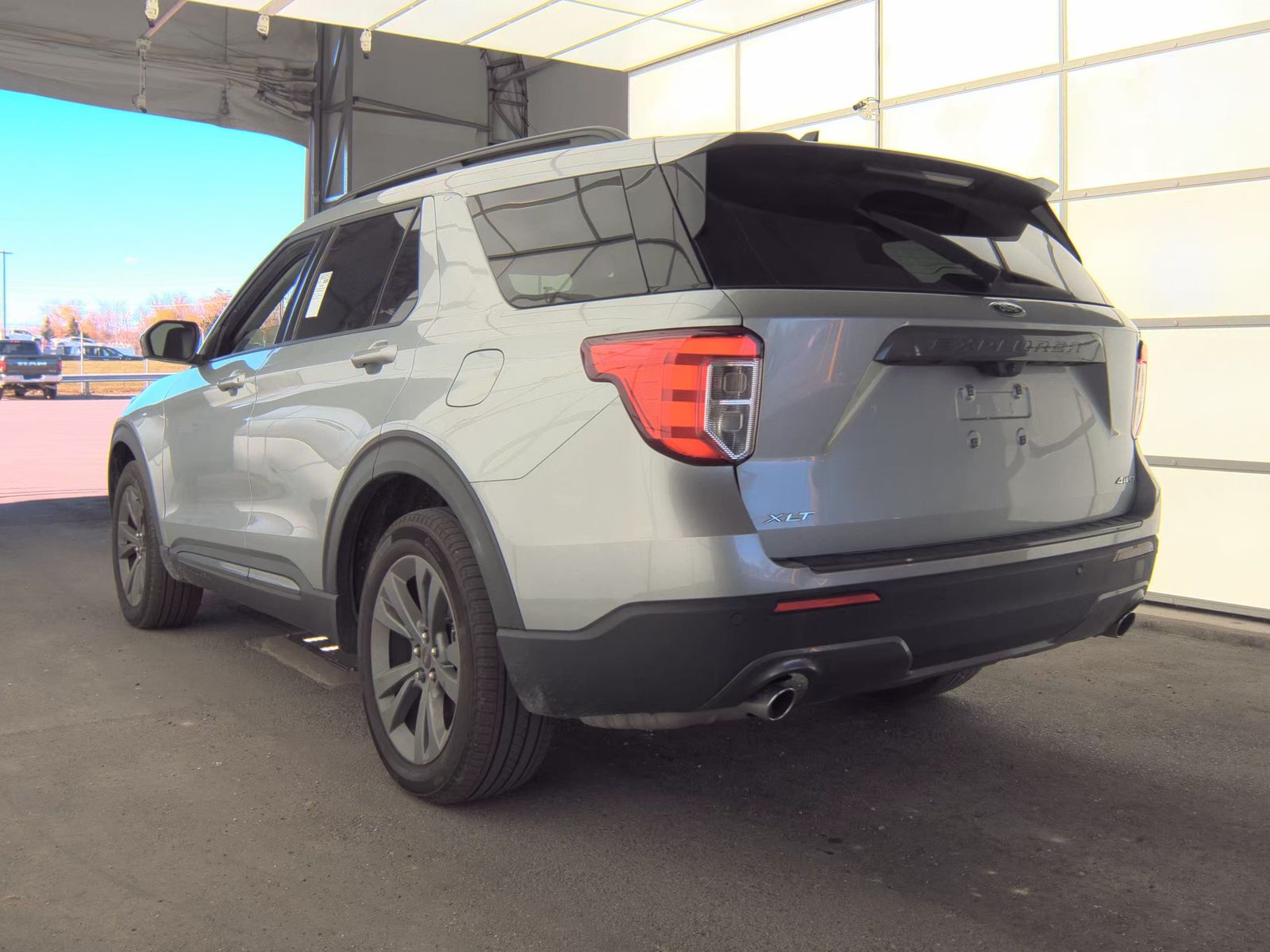 2023 Ford Explorer XLT AWD