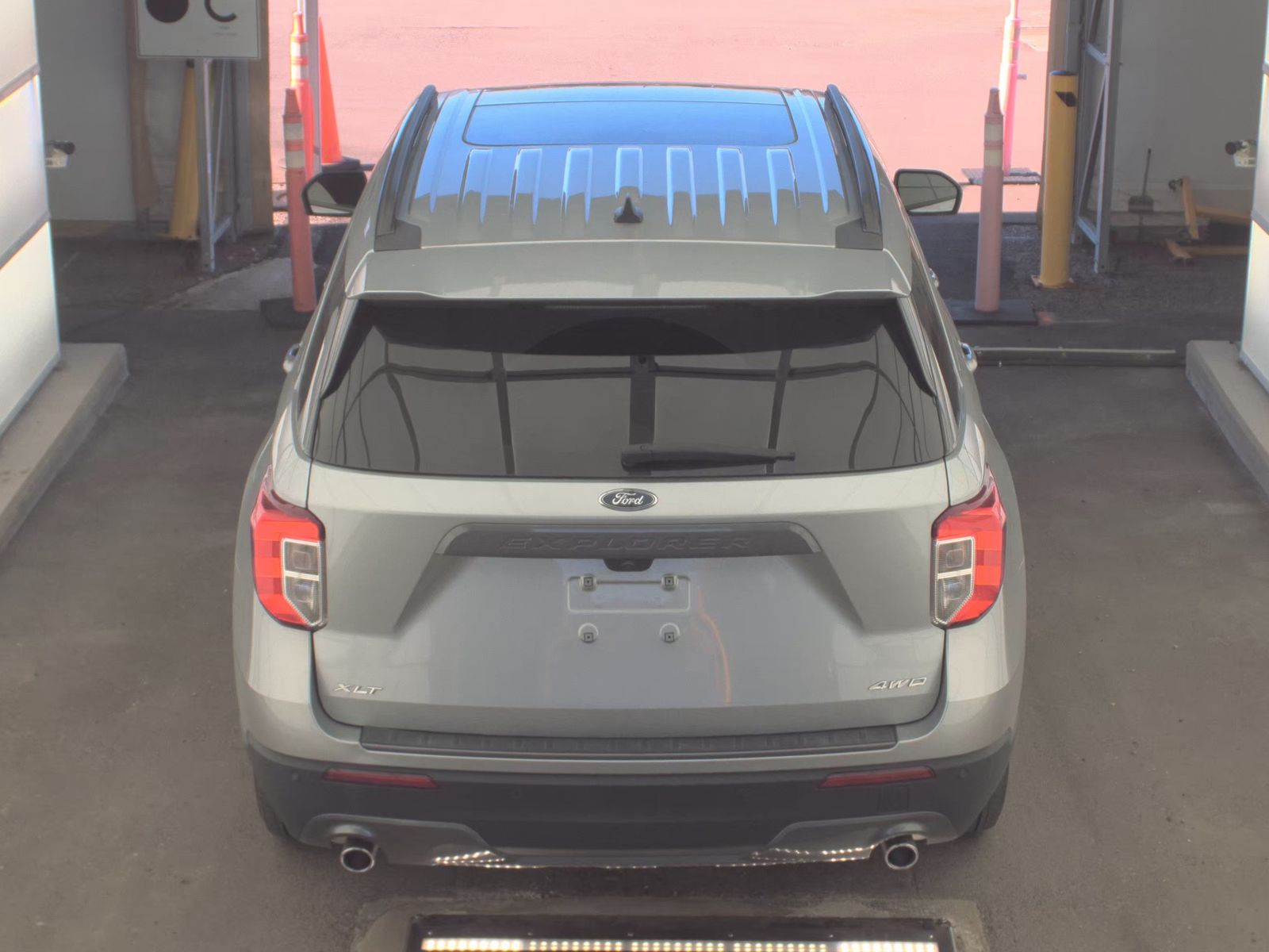 2023 Ford Explorer XLT AWD