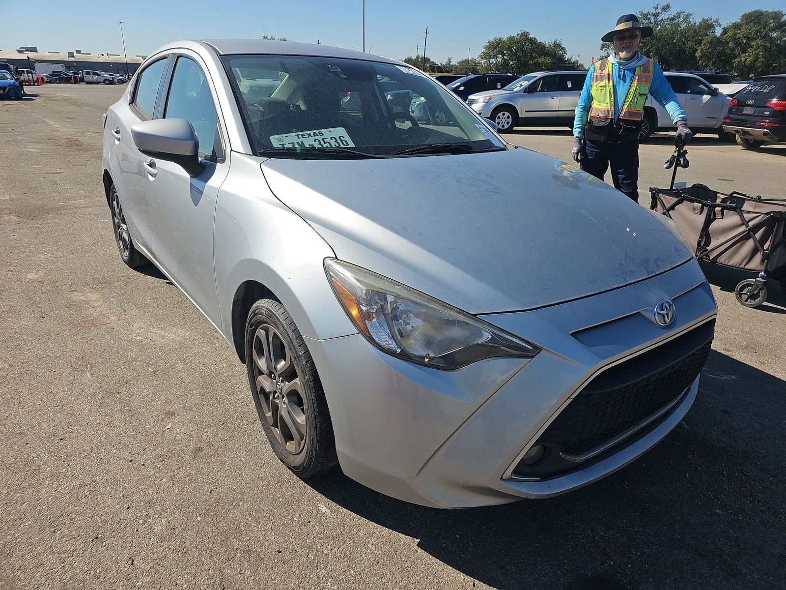 2019 Toyota Yaris LE FWD