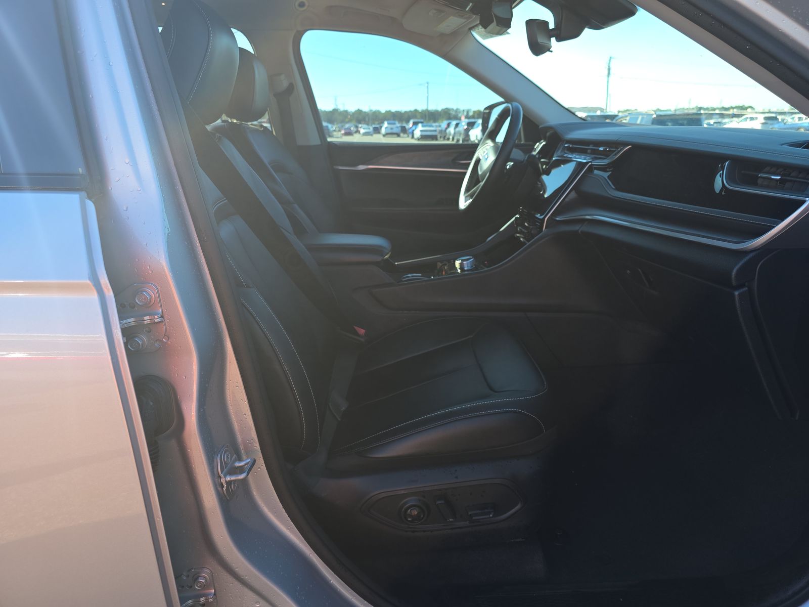 2022 Jeep Grand Cherokee Limited RWD