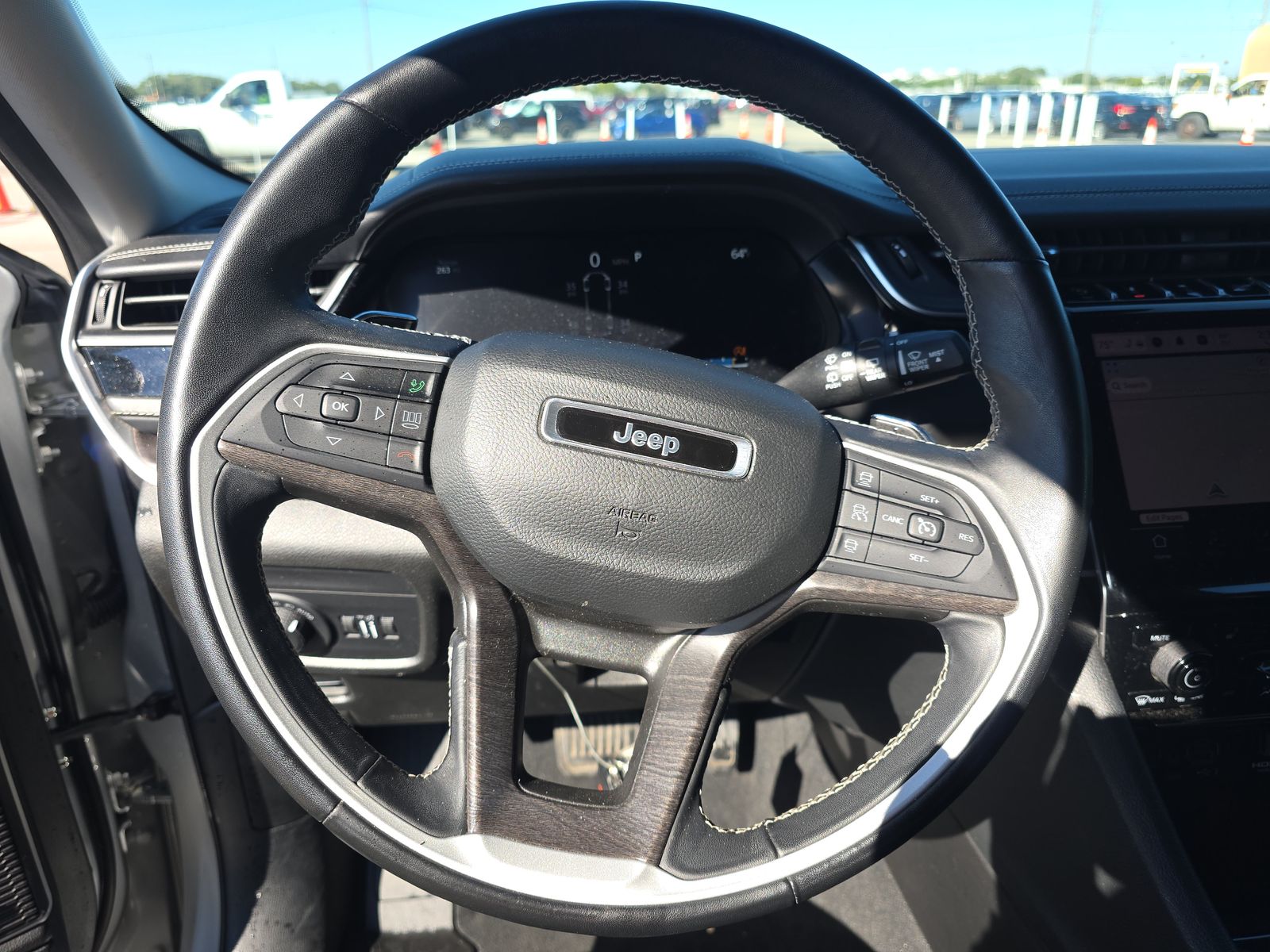 2022 Jeep Grand Cherokee Limited RWD