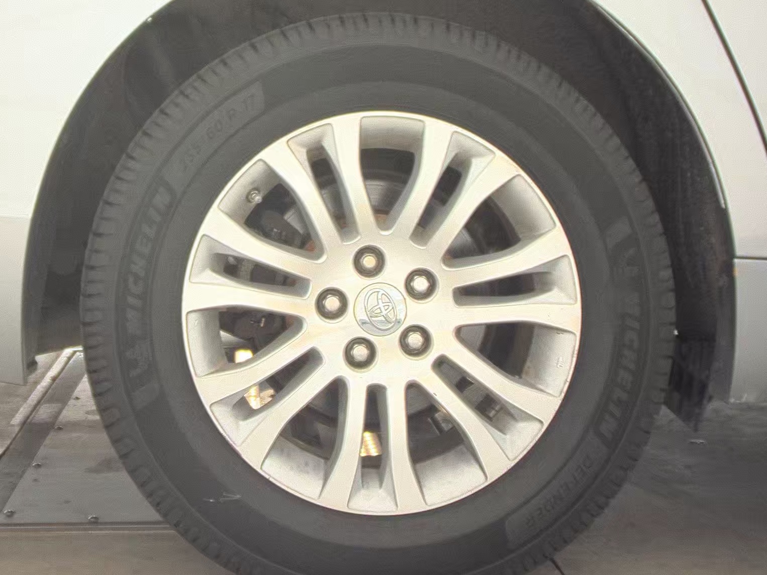 2017 Toyota Sienna XLE Premium FWD