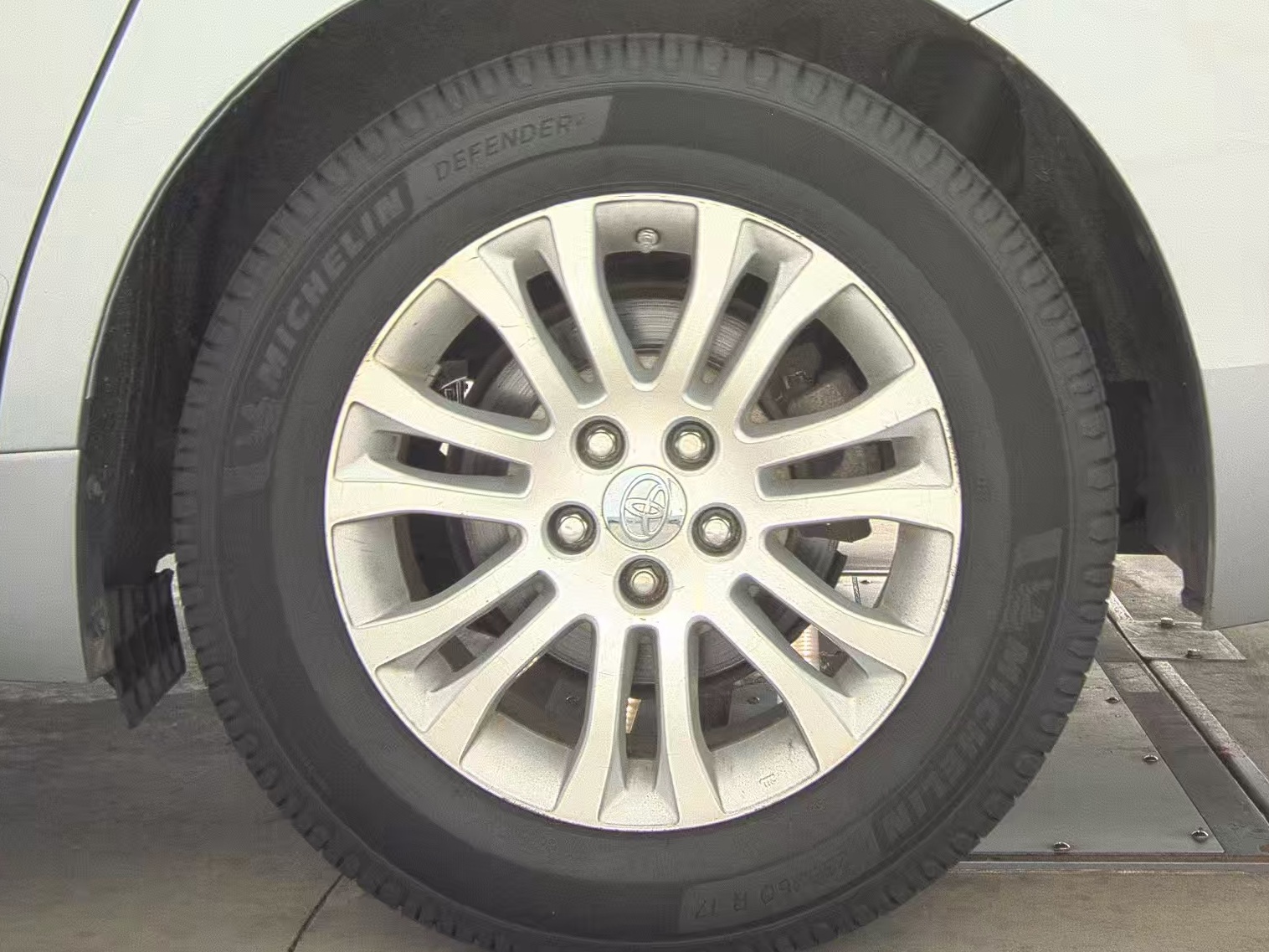 2017 Toyota Sienna XLE Premium FWD