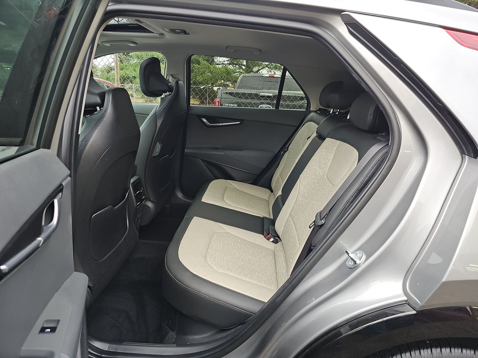 2024 Kia Niro SX Touring FWD