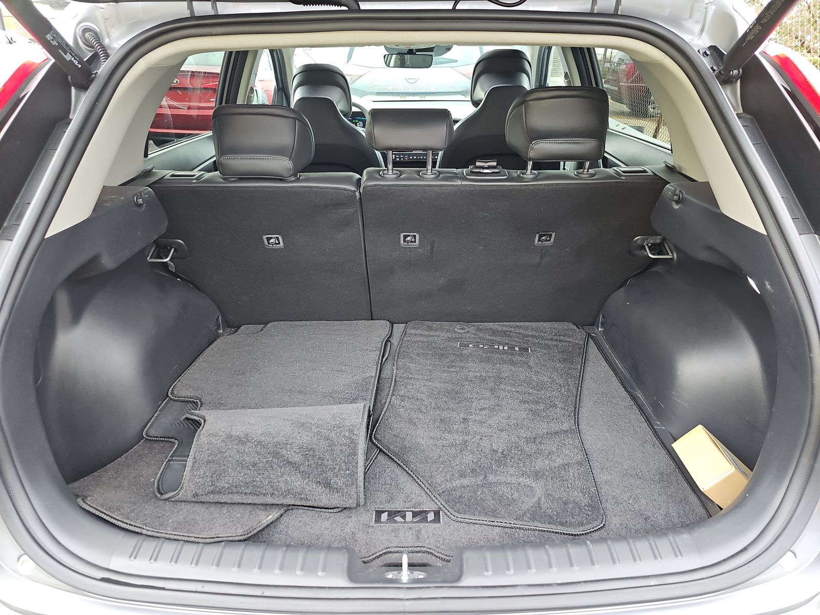 2024 Kia Niro SX Touring FWD