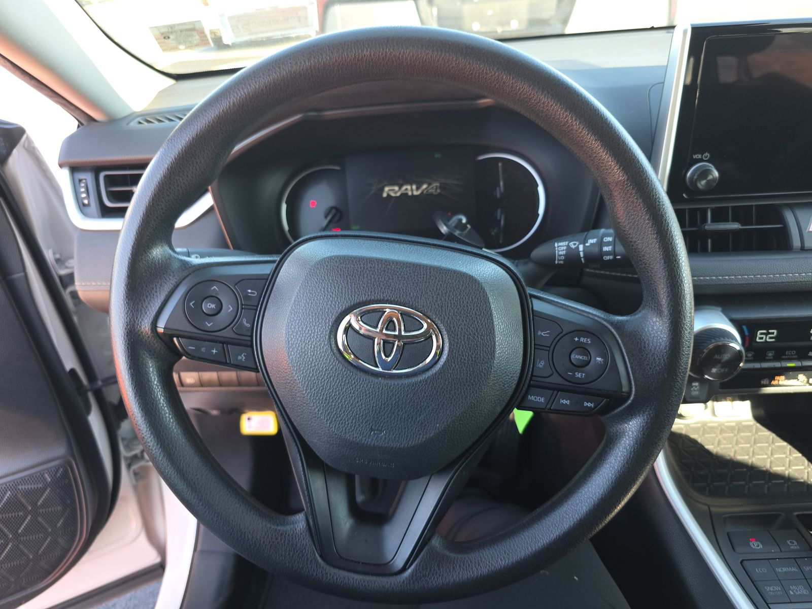 2023 Toyota RAV4 XLE AWD
