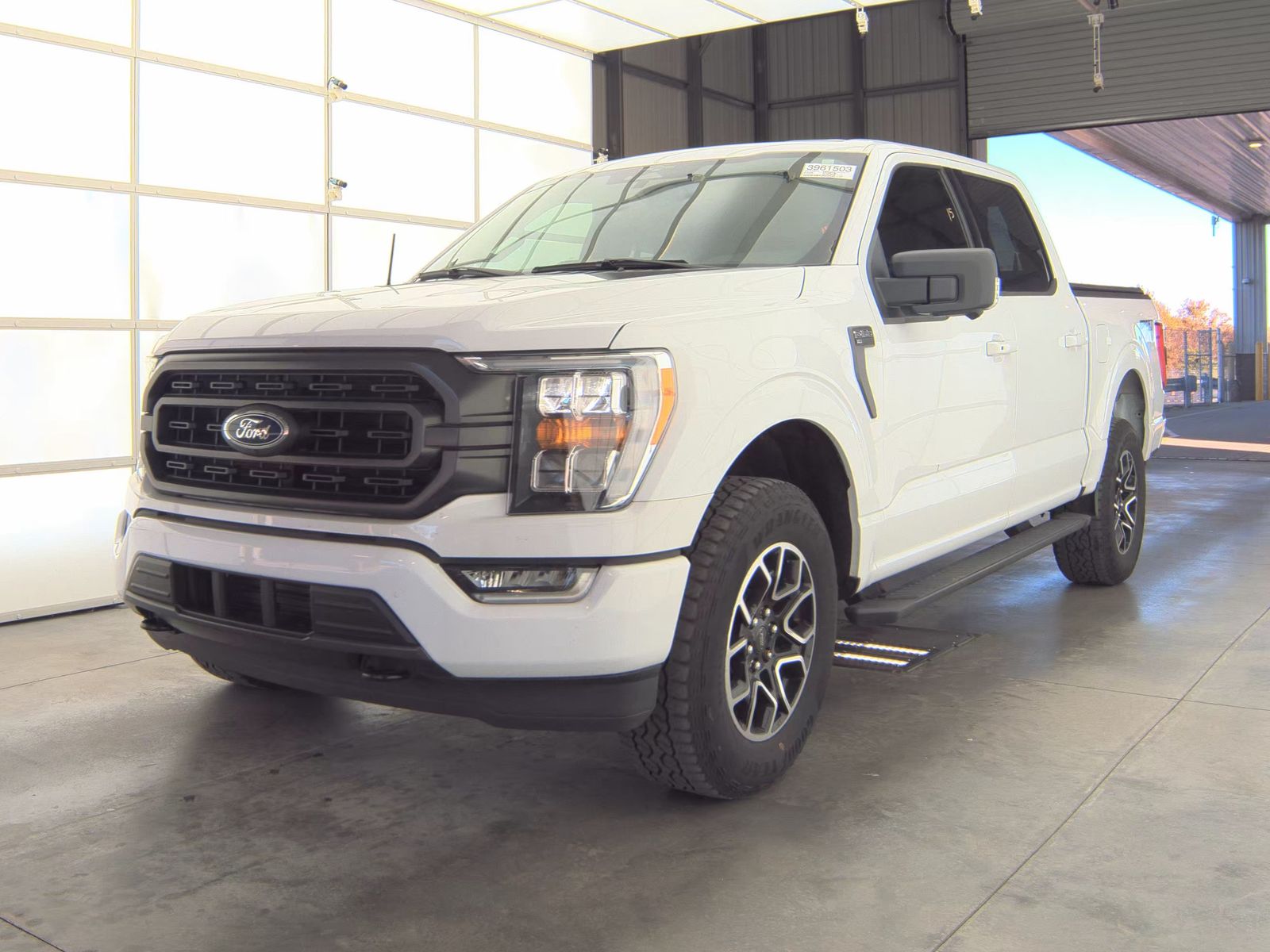 2023 Ford F-150 XLT AWD