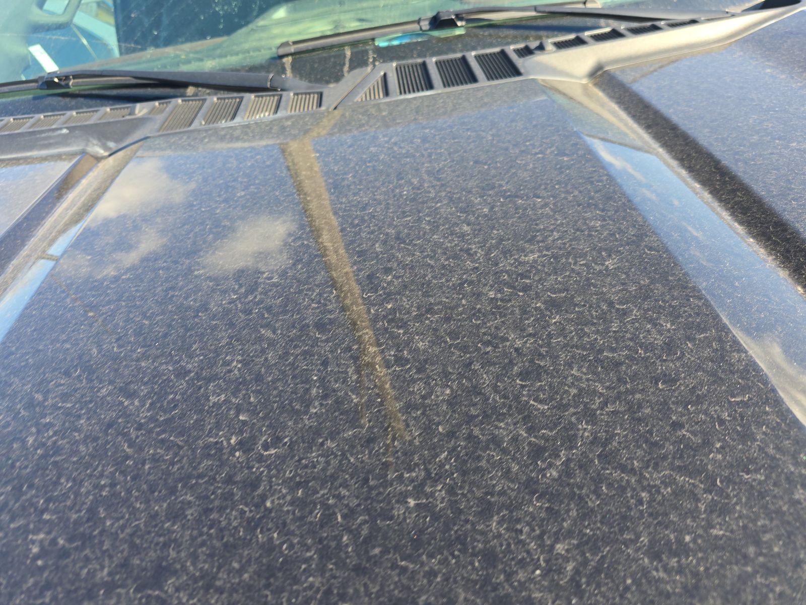 2023 Ford F-150 Hybrid Lariat AWD