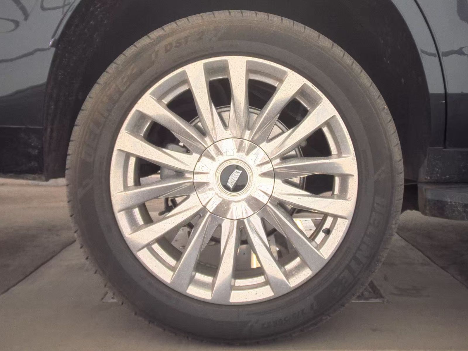 2023 Cadillac Escalade Premium Luxury AWD