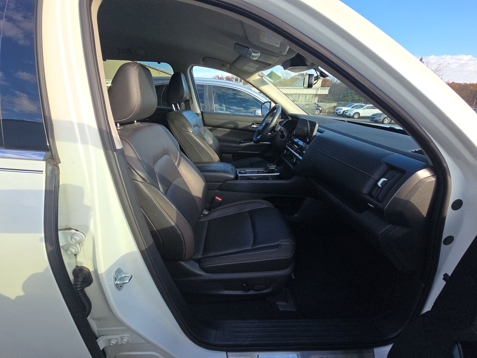 2022 Nissan Pathfinder SL AWD