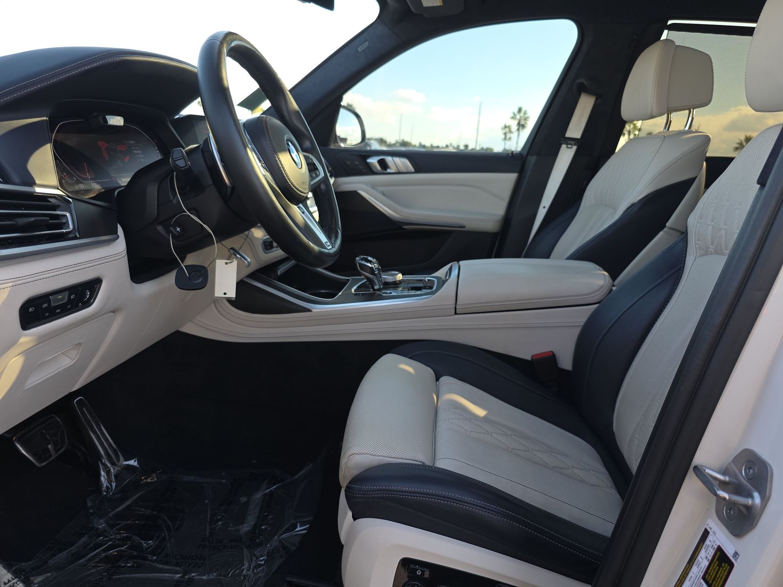 2022 BMW X7 xDrive40i AWD