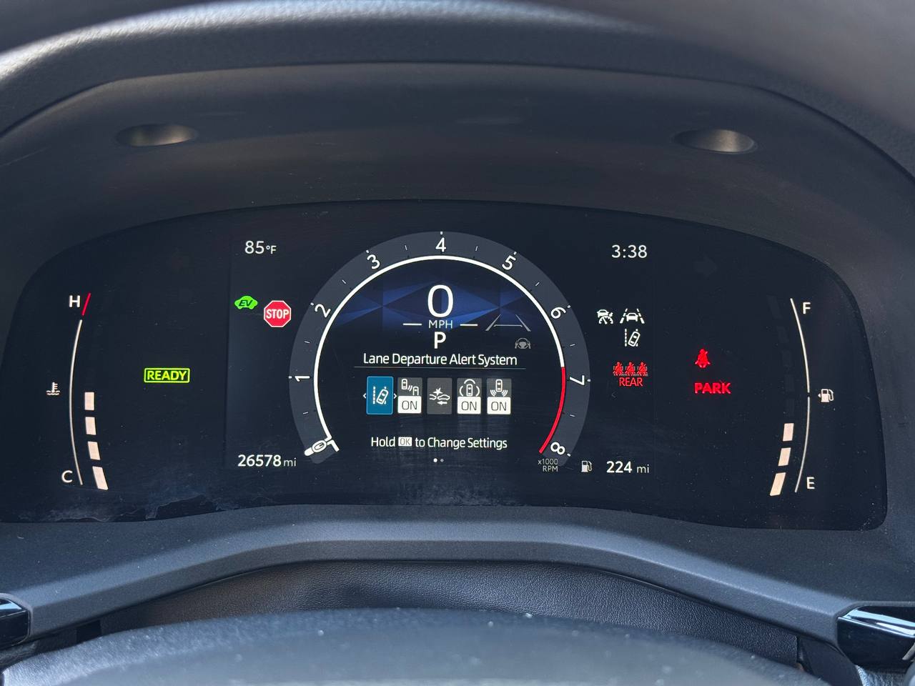 2025 Toyota Camry LE FWD