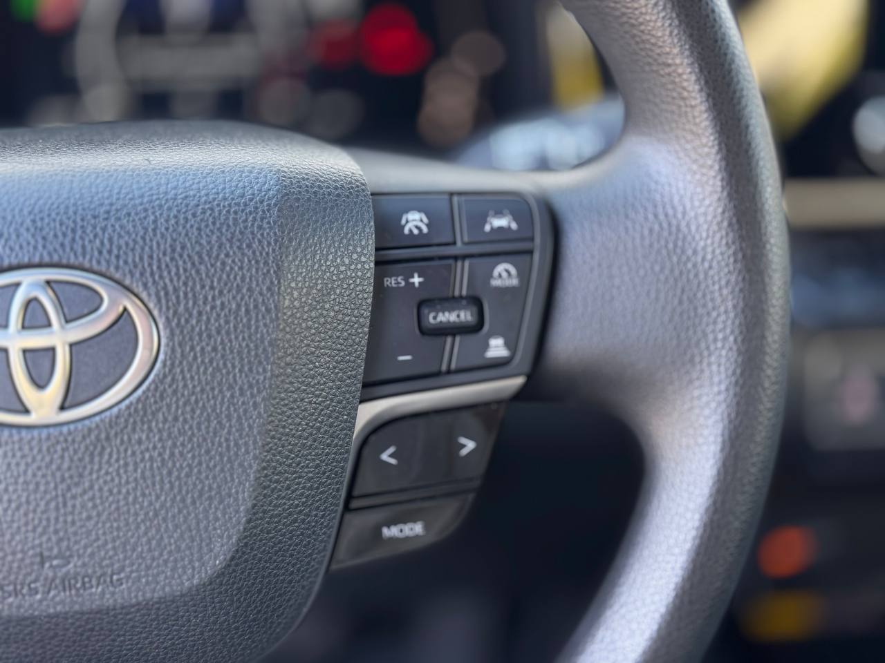 2025 Toyota Camry LE FWD