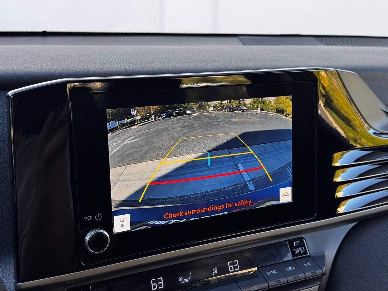 2025 Toyota Camry LE FWD