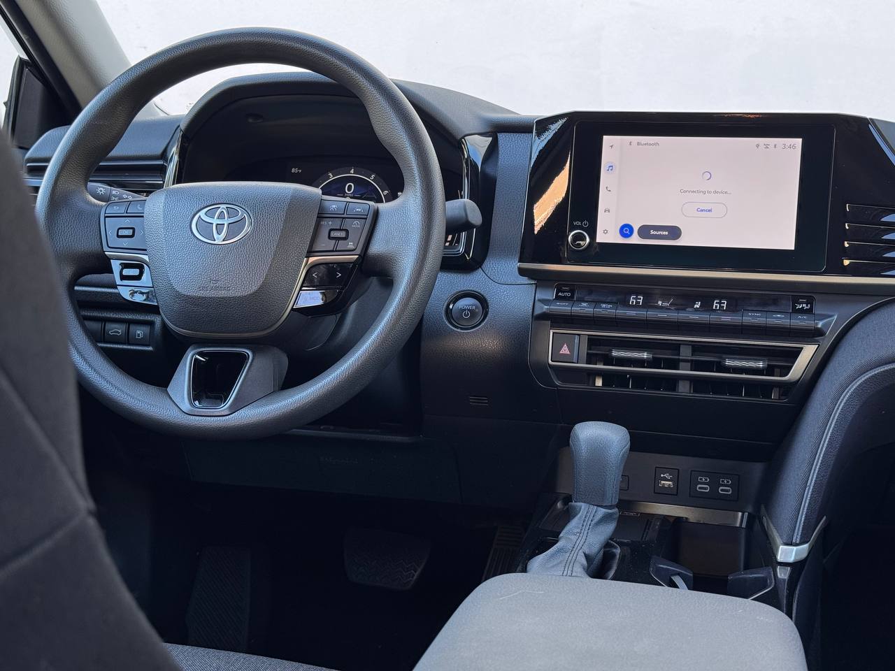 2025 Toyota Camry LE FWD