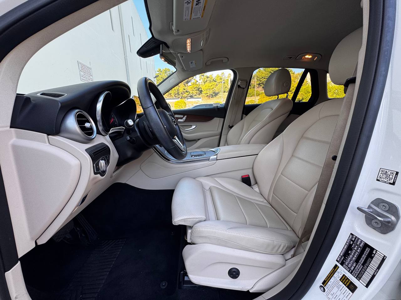 2025 Toyota Camry LE FWD