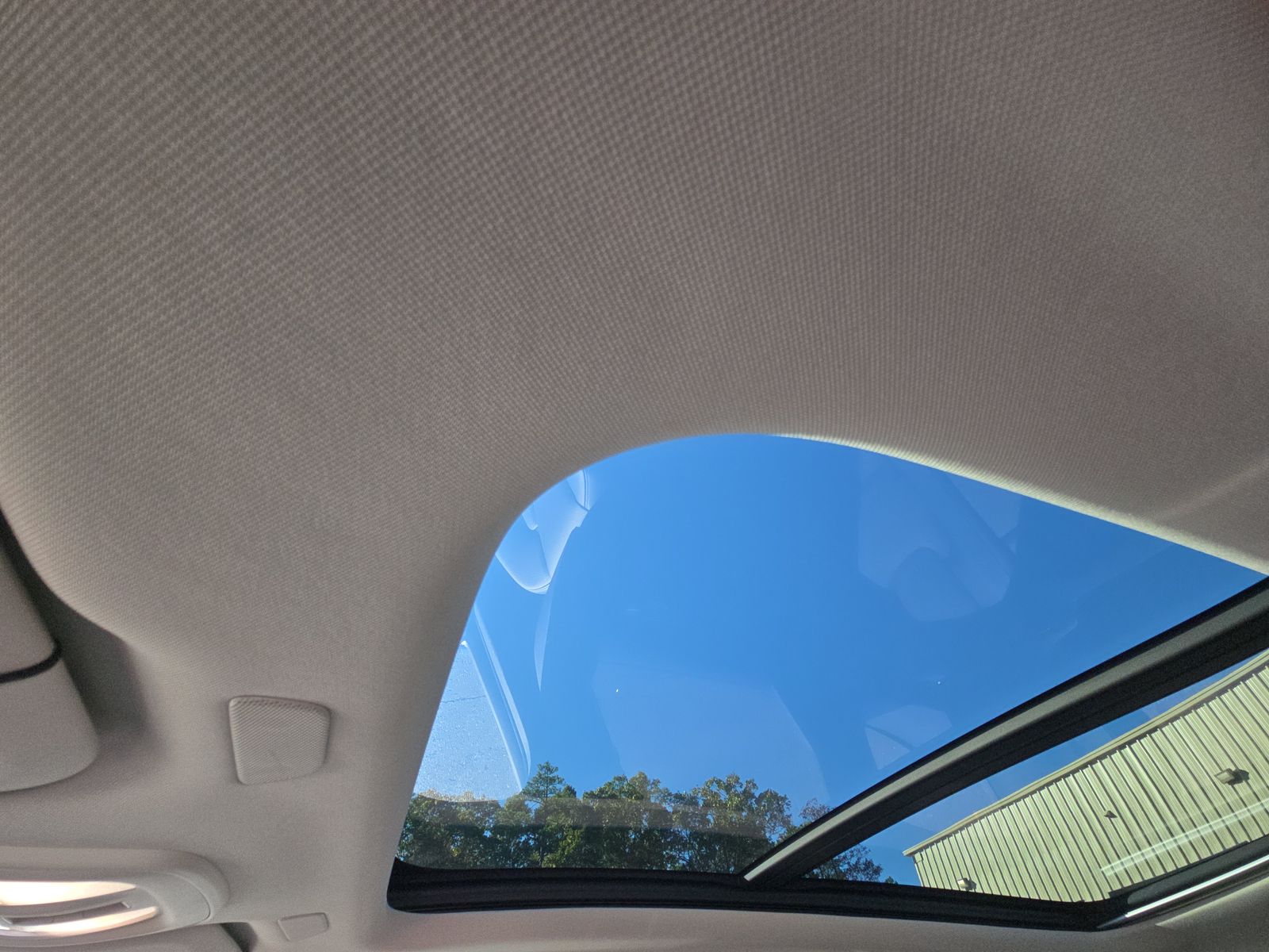 2022 Volvo XC60 B5 Momentum AWD