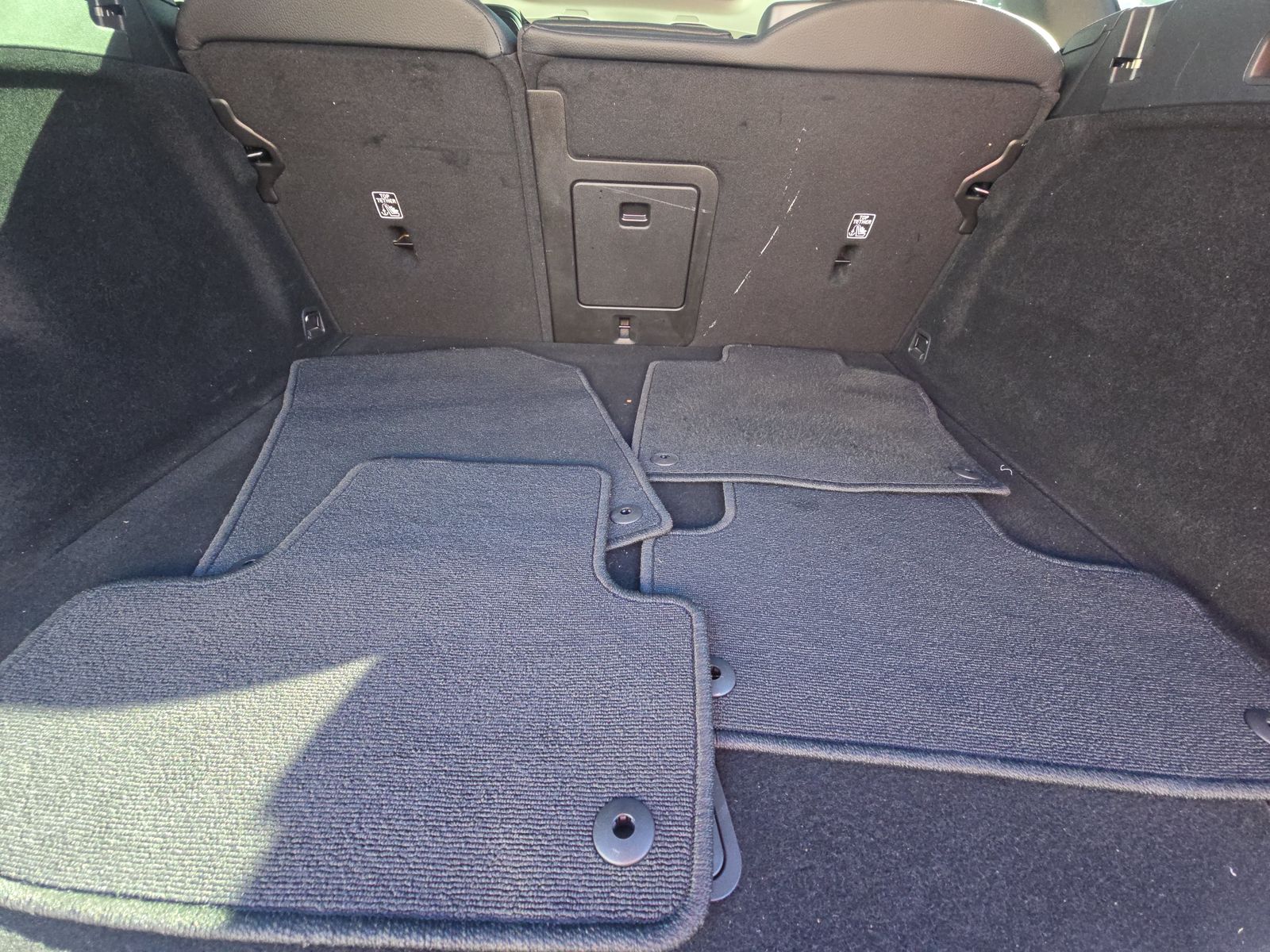 2022 Volvo XC60 B5 Momentum AWD