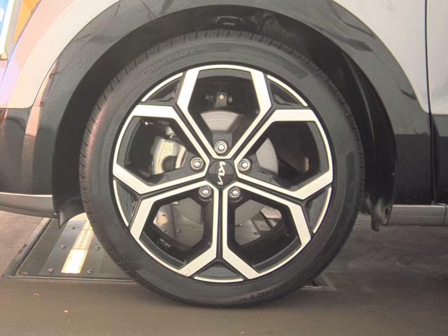 2024 Kia Niro SX Touring FWD