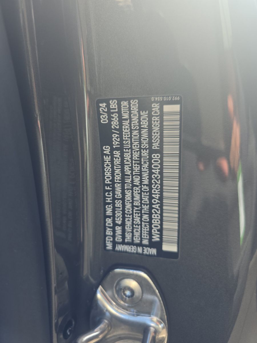 2024 Porsche 911 4 GTS Targa AWD