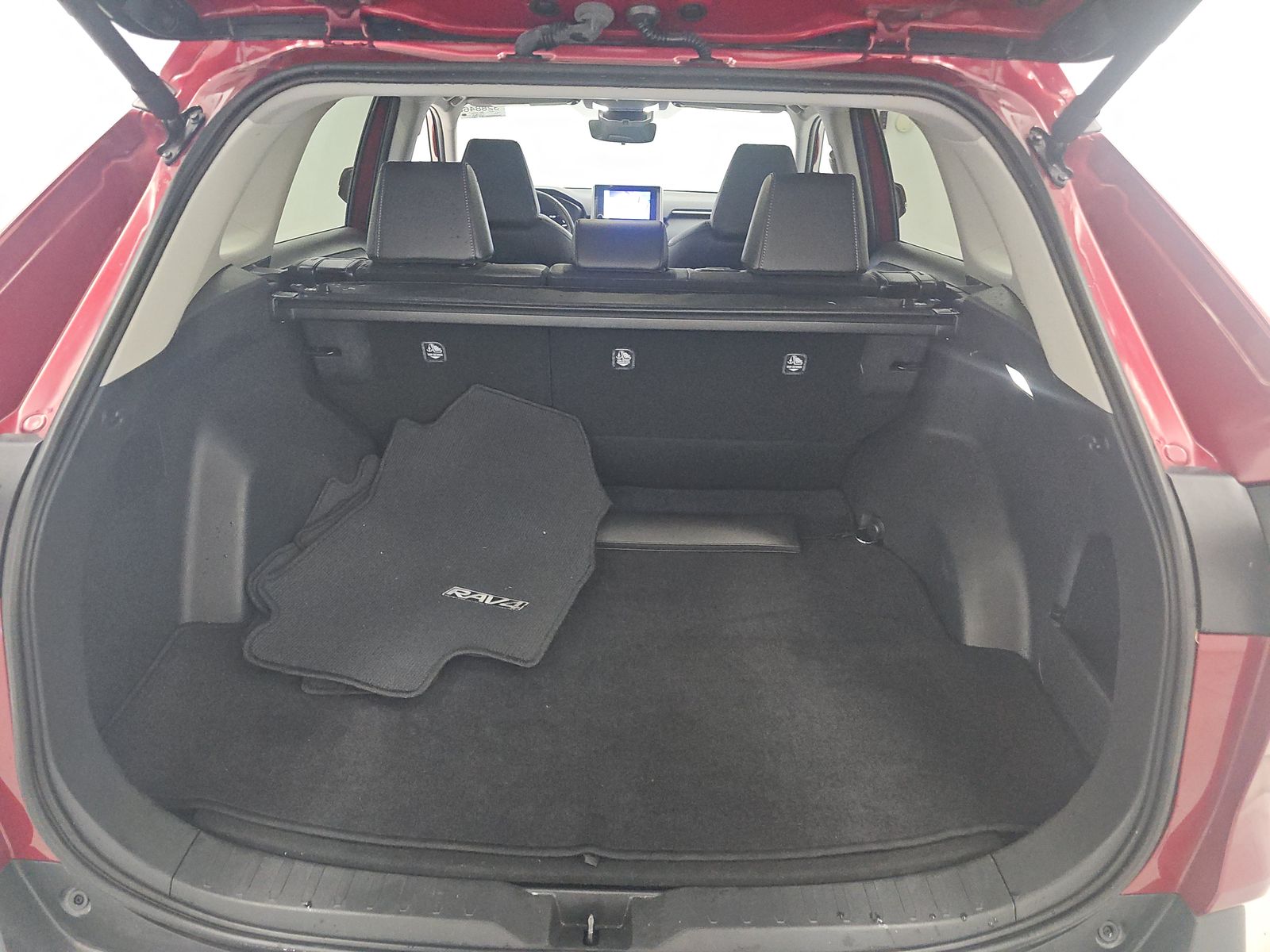 2024 Toyota RAV4 XLE Premium FWD