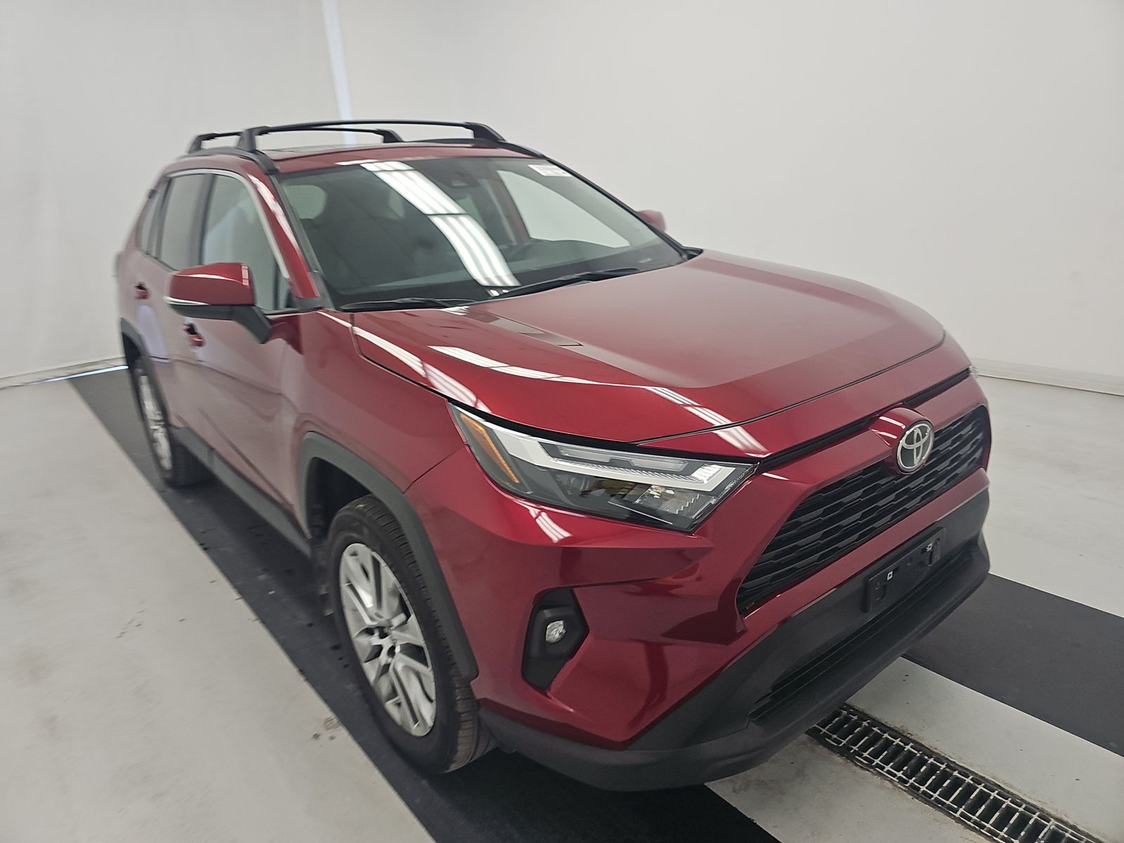 2024 Toyota RAV4 XLE Premium FWD