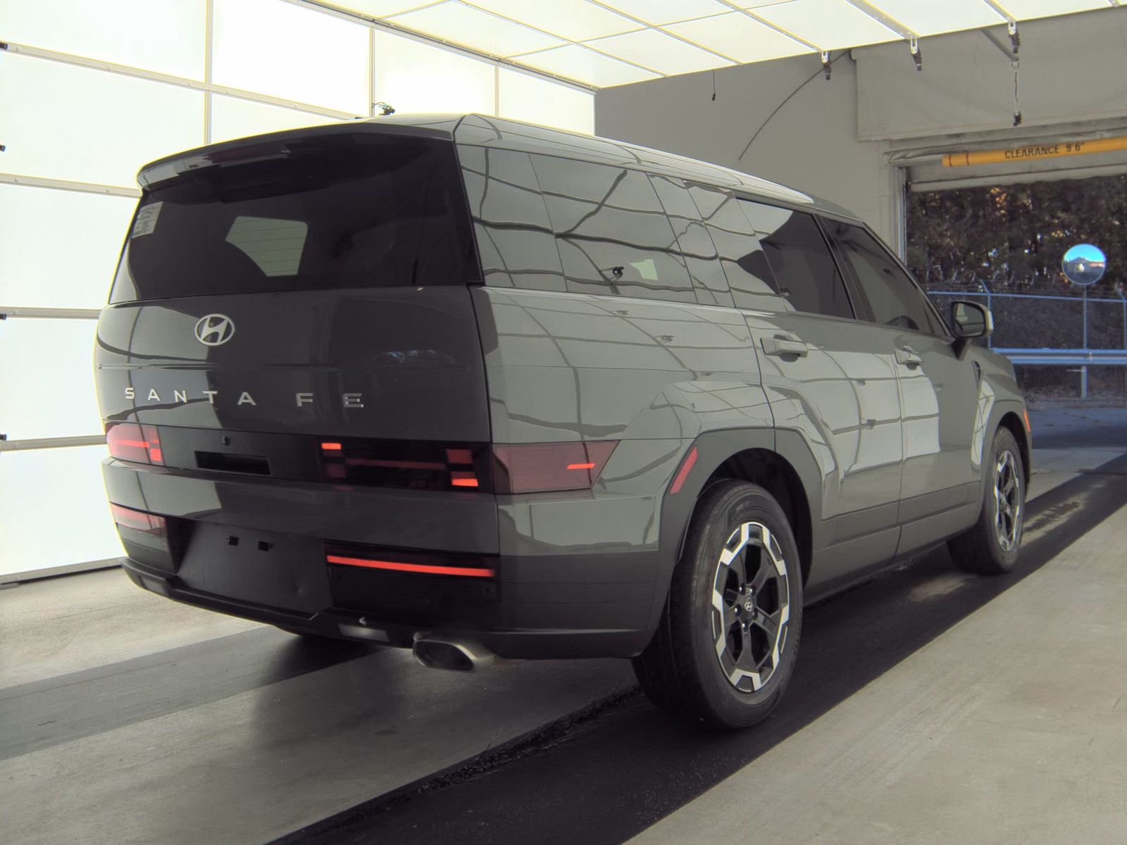 2025 Hyundai Santa Fe SE FWD