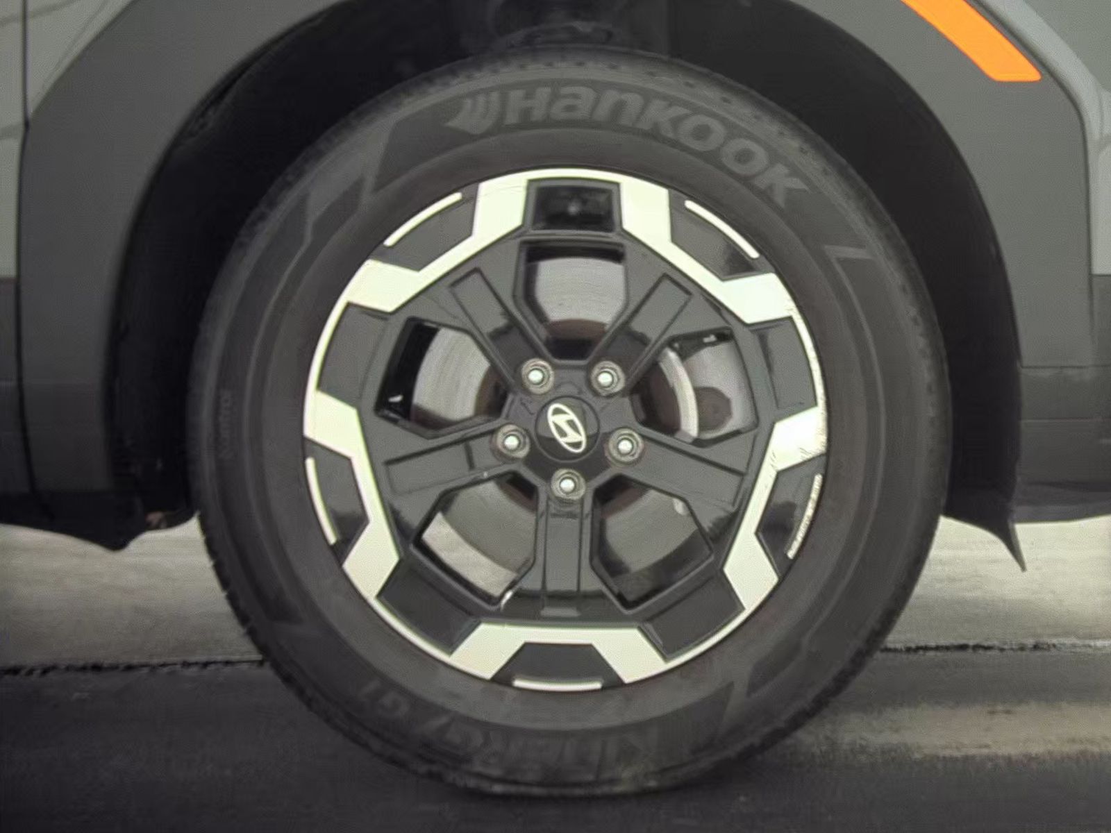 2025 Hyundai Santa Fe SE FWD