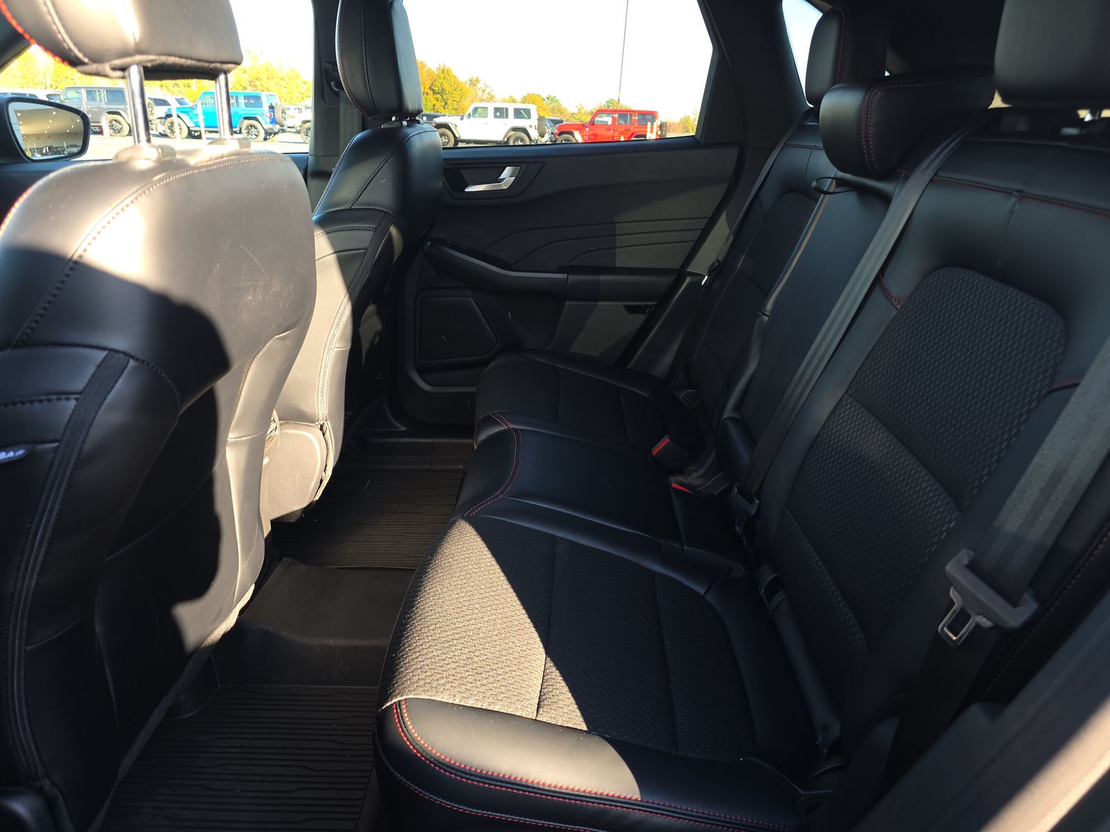 2025 Ford Escape Hybrid ST-Line FWD