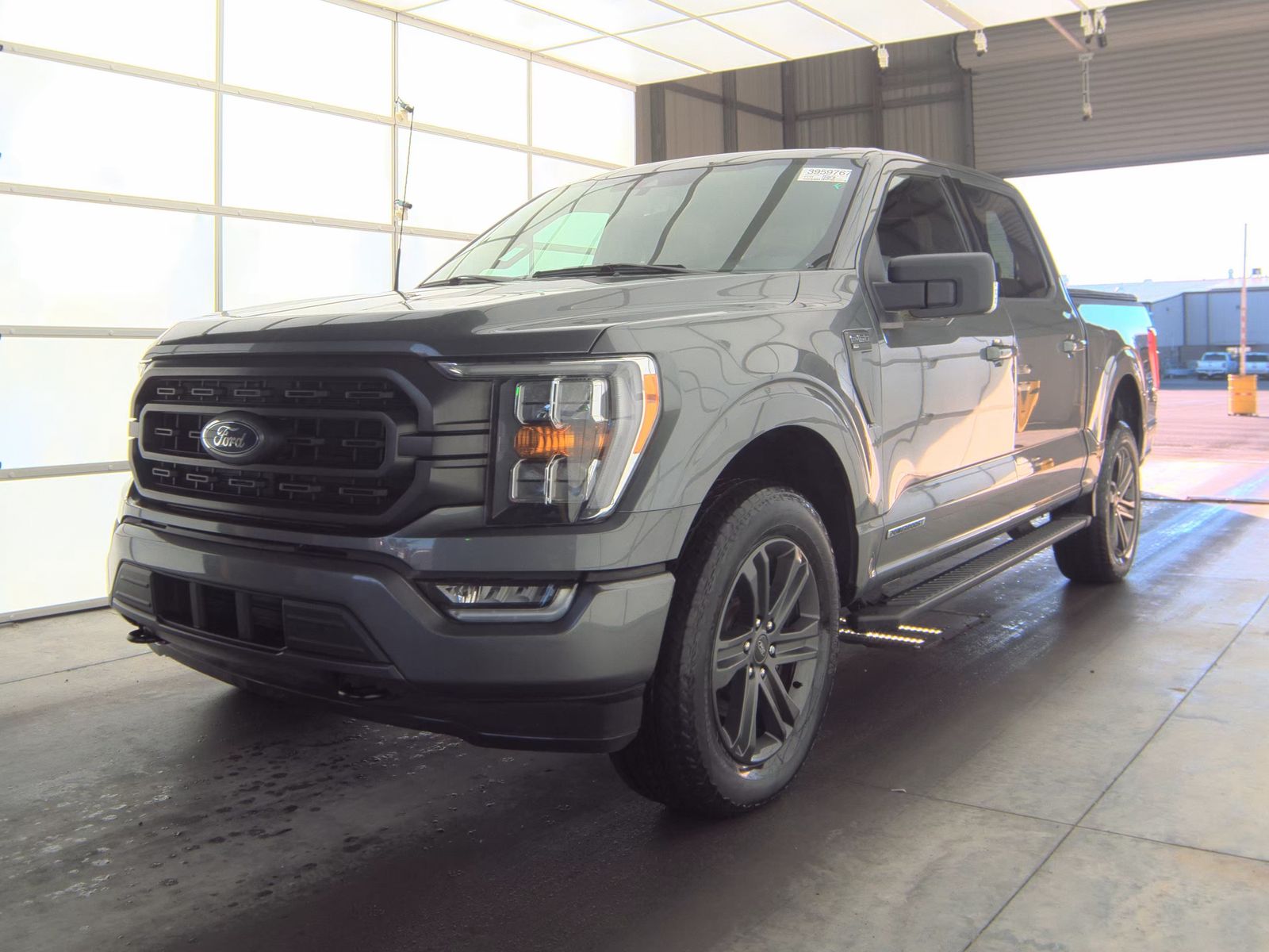 2023 Ford F-150 Hybrid XLT AWD