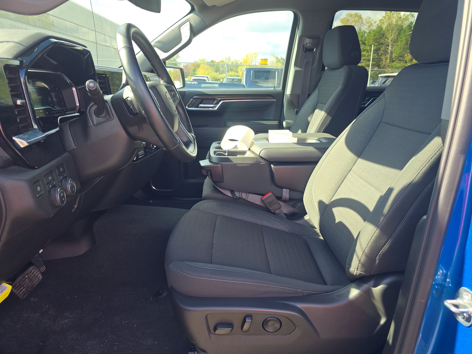 2023 Chevrolet Silverado 1500 LT AWD