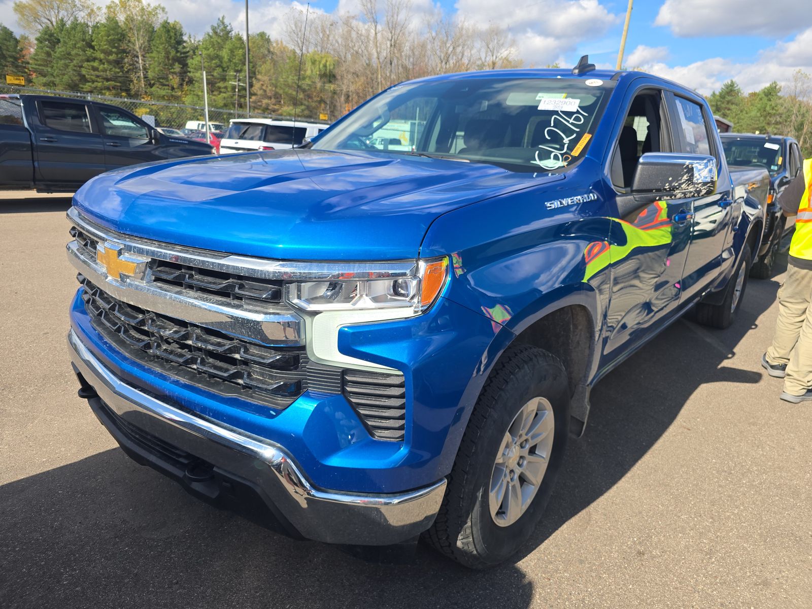 2023 Chevrolet Silverado 1500 LT AWD