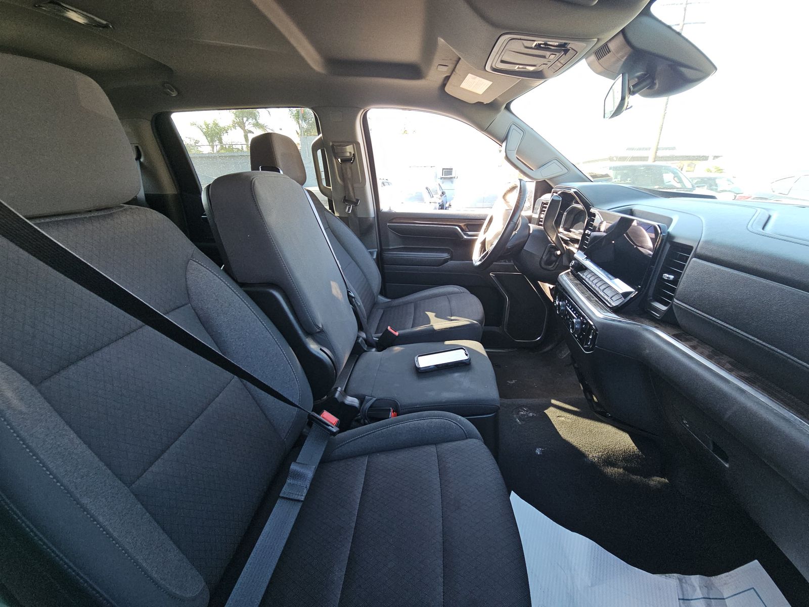 2024 Chevrolet Silverado 1500 LT RWD