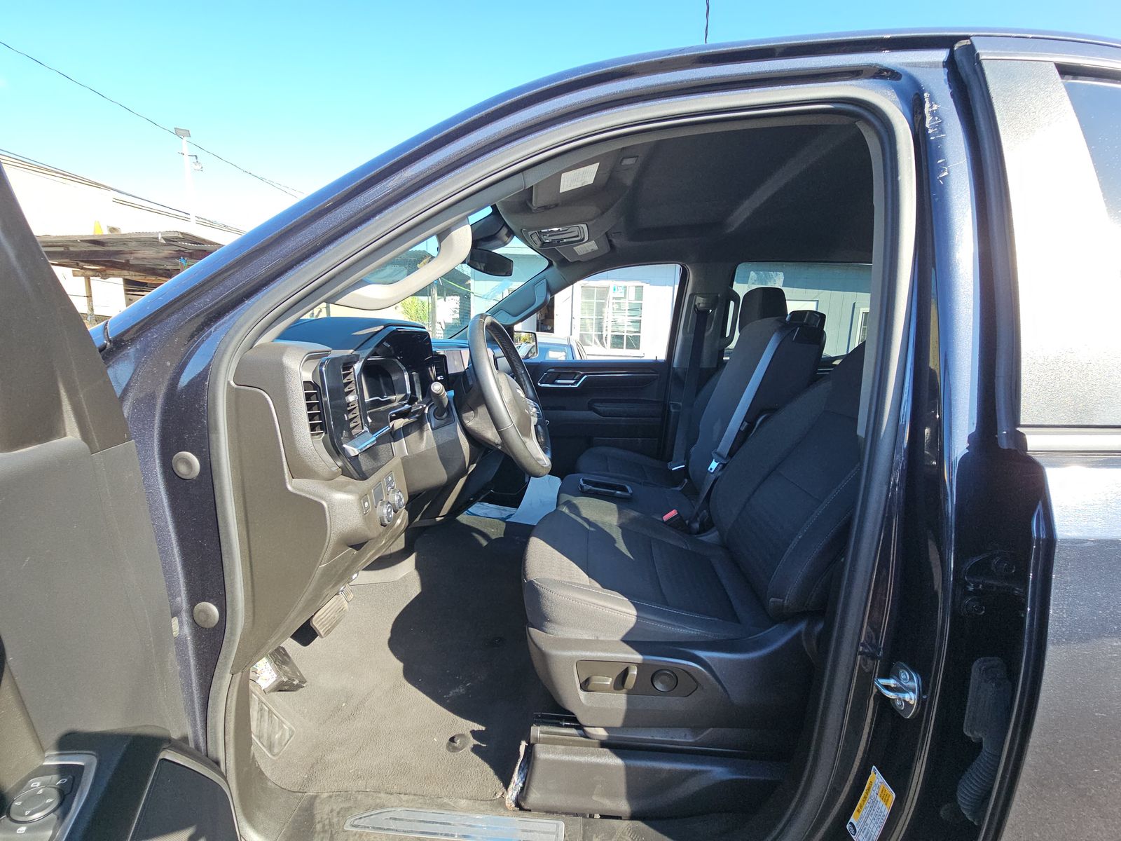 2024 Chevrolet Silverado 1500 LT RWD