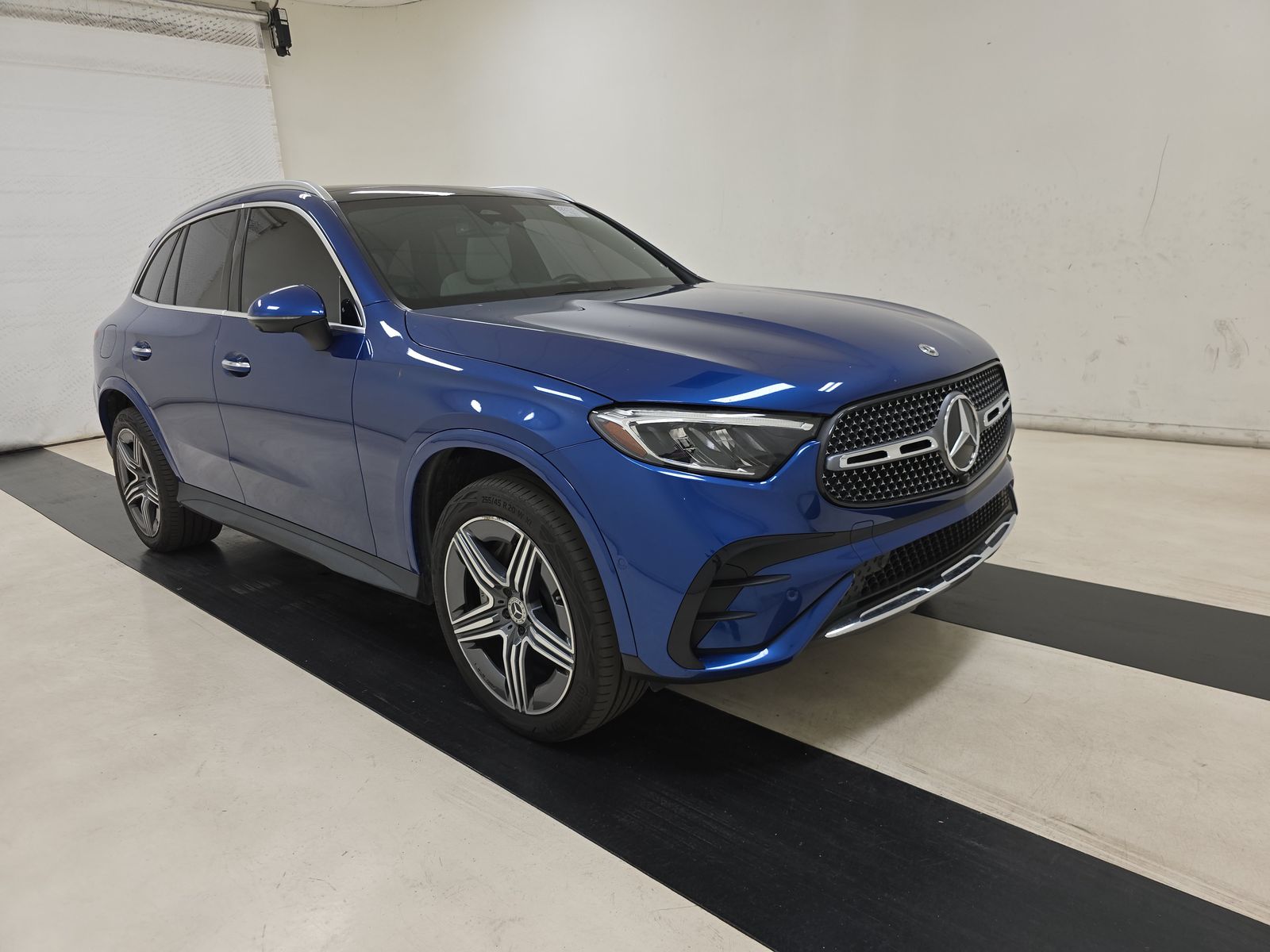 2023 Mercedes-Benz GLC GLC 300 RWD