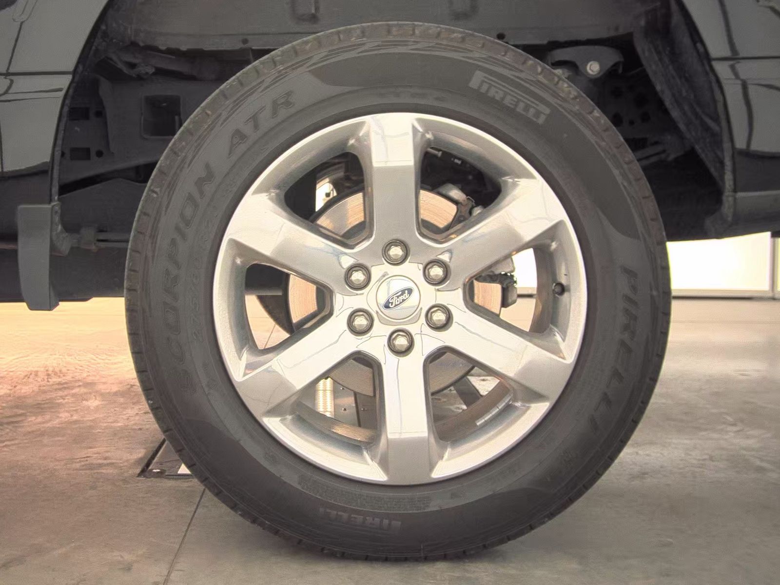 2023 Ford F-150 Hybrid Lariat AWD