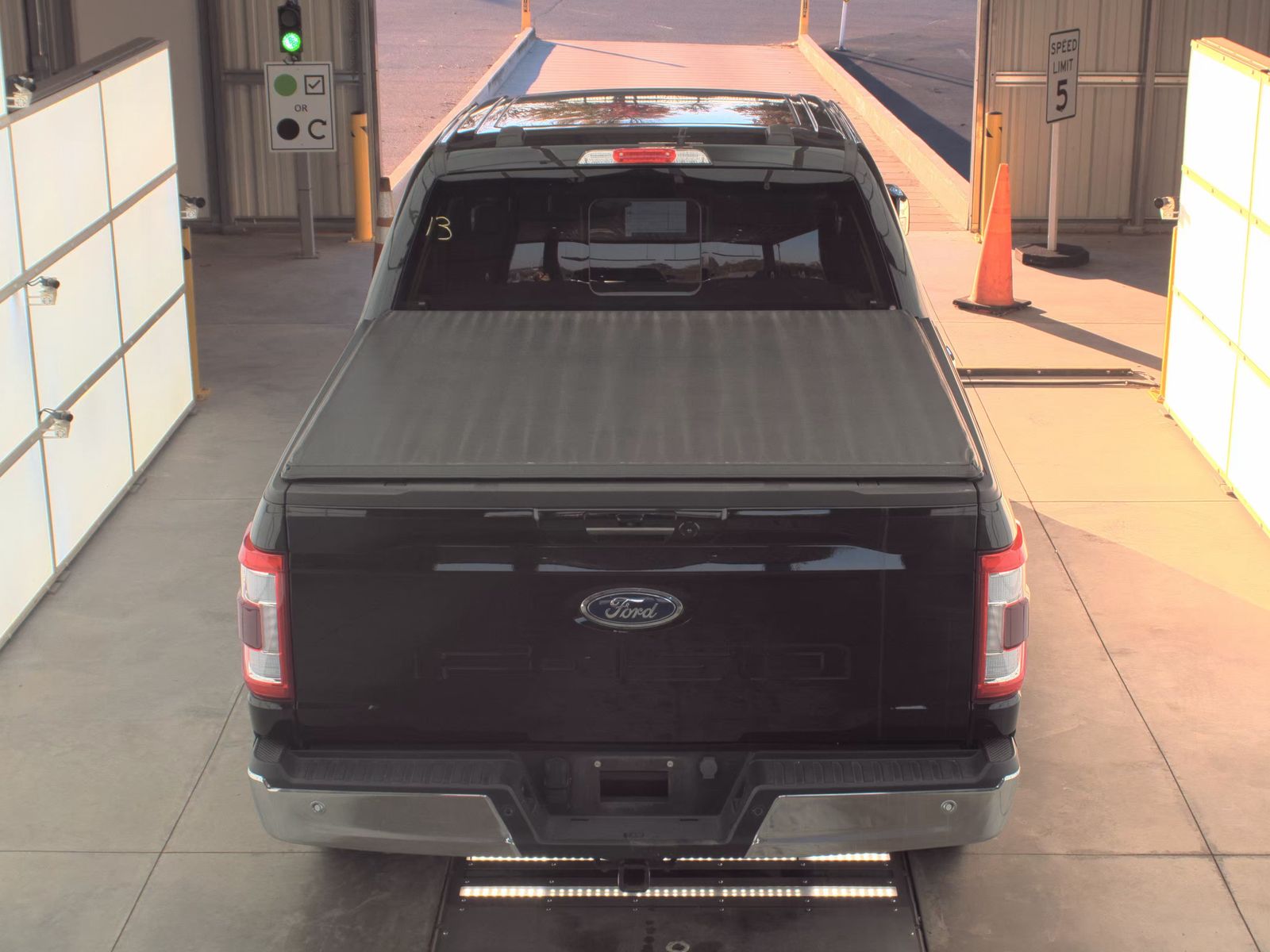 2023 Ford F-150 Hybrid Lariat AWD