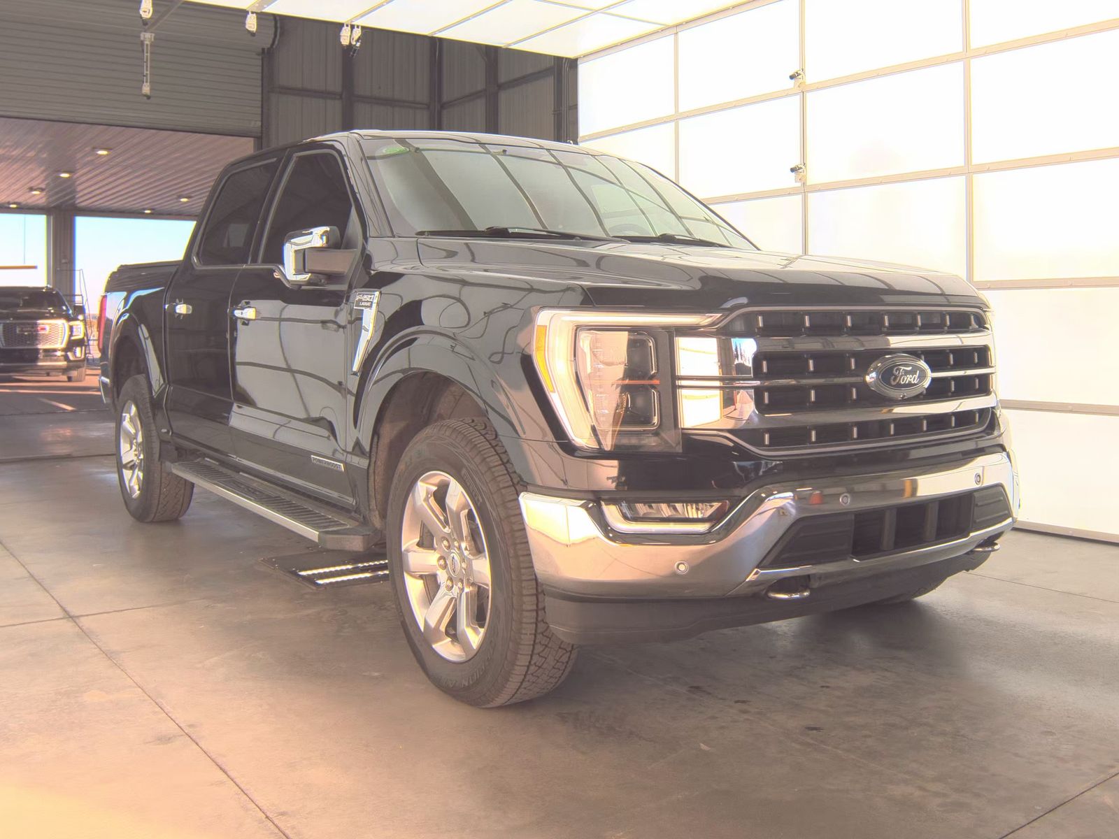2023 Ford F-150 Hybrid Lariat AWD