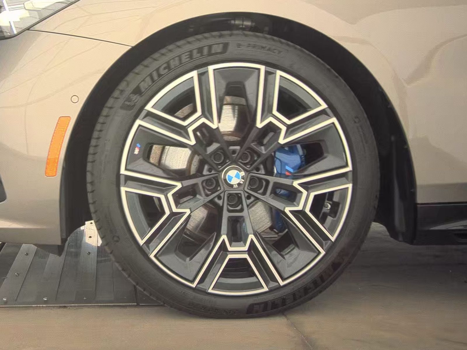 2024 BMW 5 Series 530i RWD