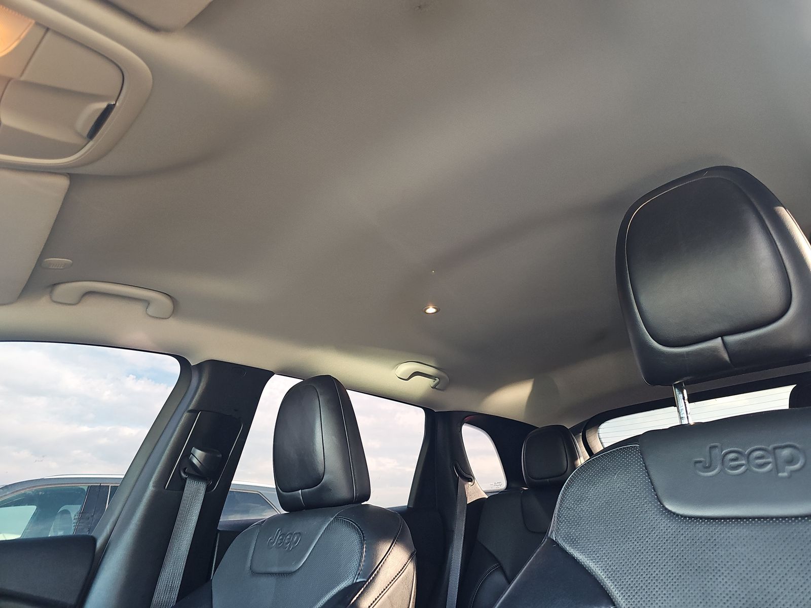 2023 Jeep Cherokee Altitude Lux AWD