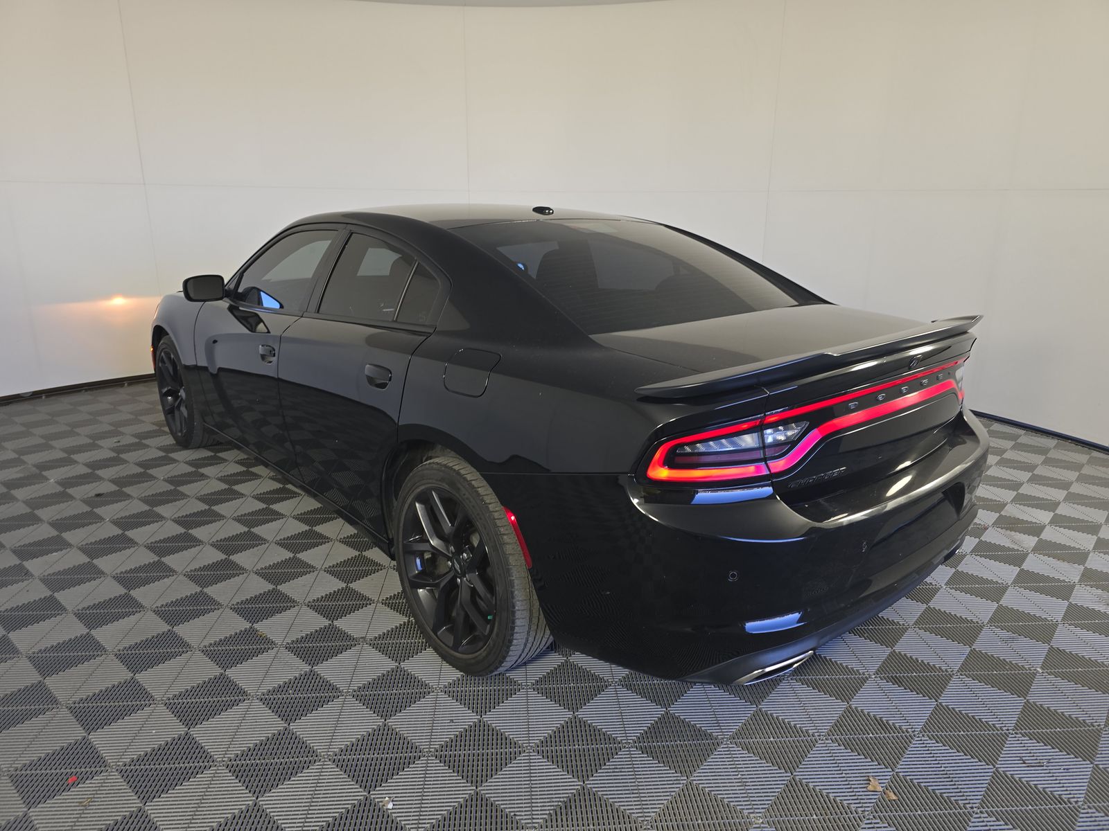 2022 Dodge Charger SXT RWD