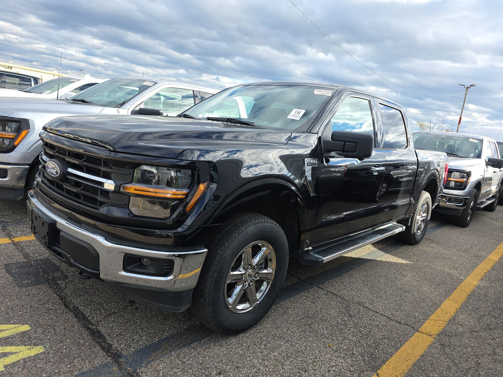 2024 Ford F-150 XLT AWD