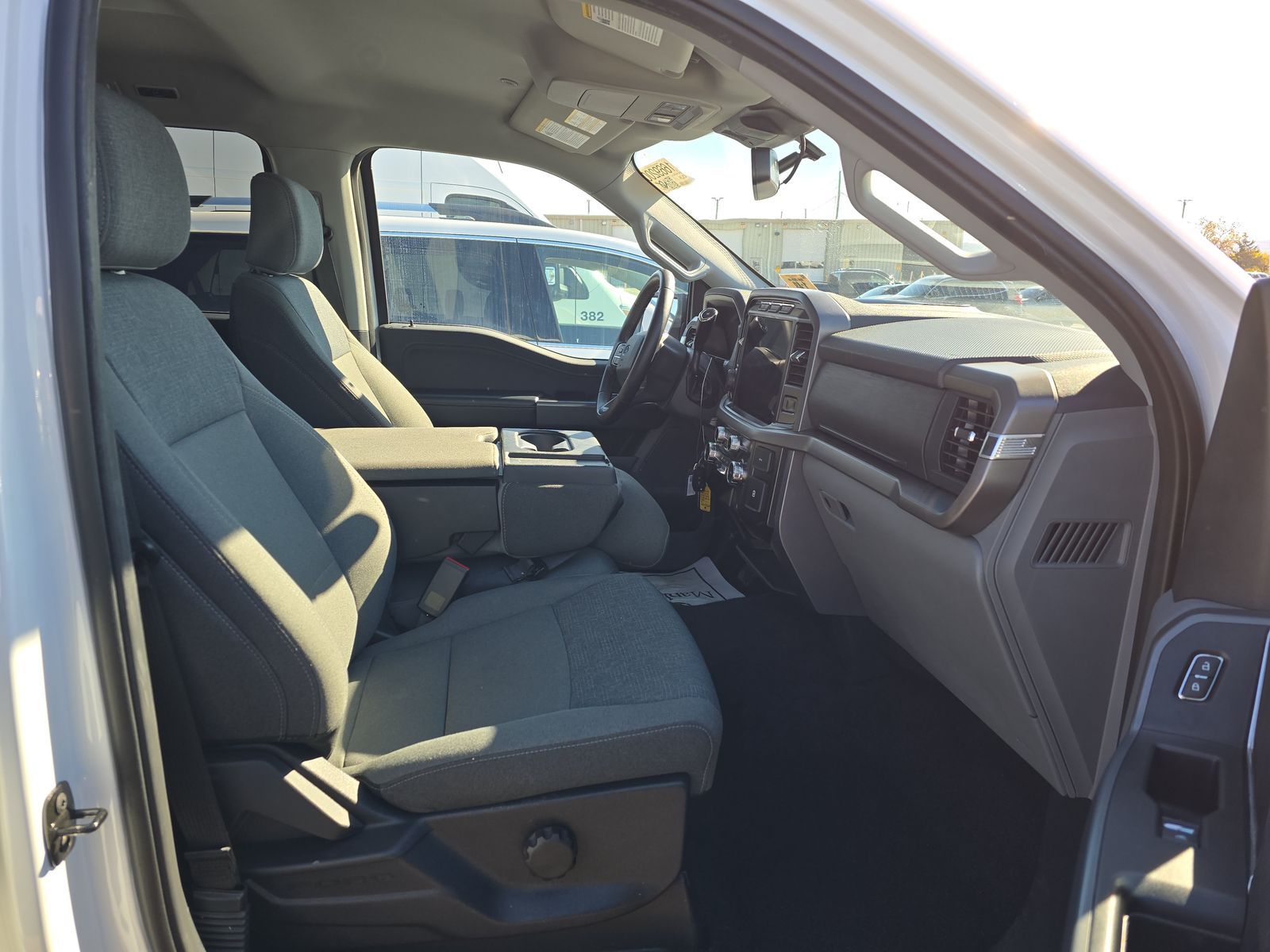 2024 Ford F-150 XLT AWD