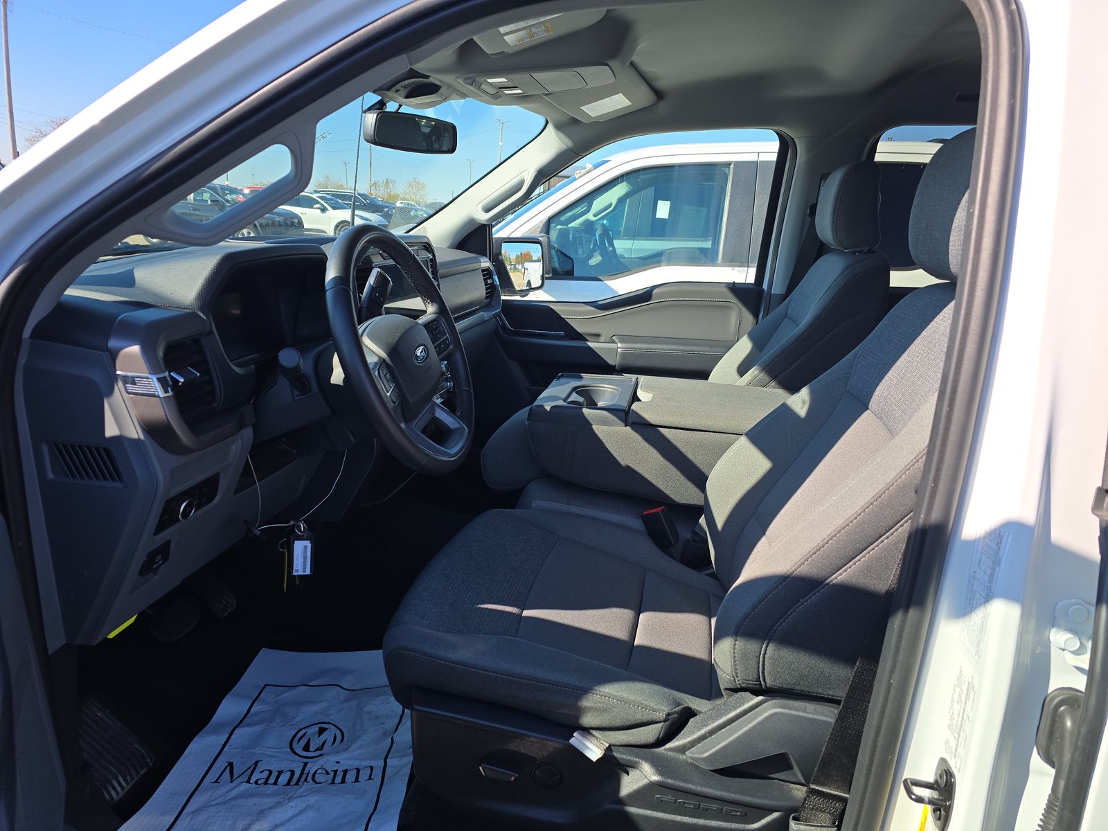 2024 Ford F-150 XLT AWD