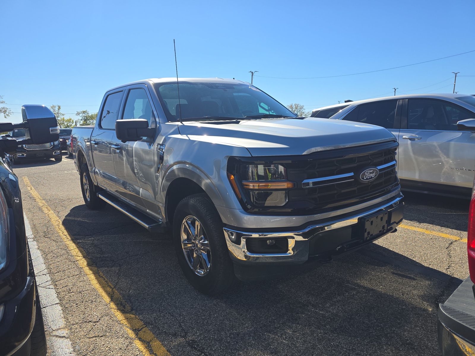 2024 Ford F-150 XLT AWD