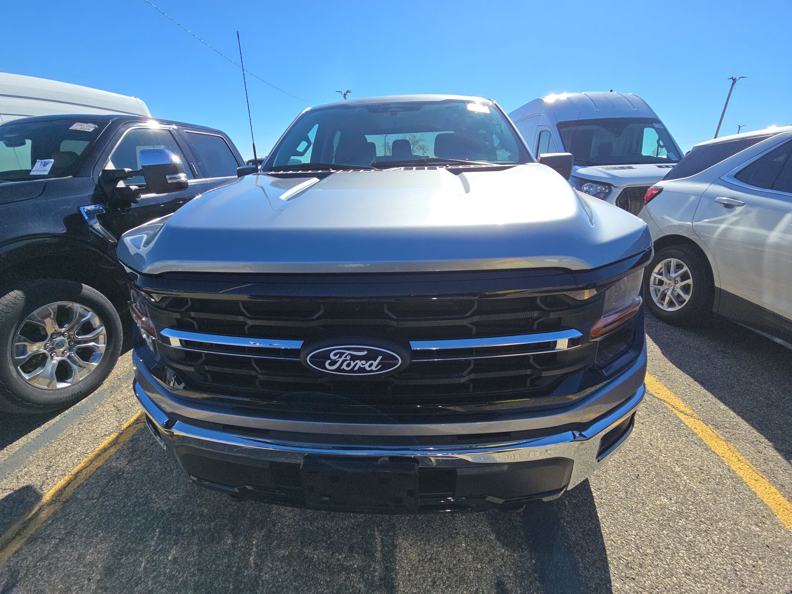 2024 Ford F-150 XLT AWD
