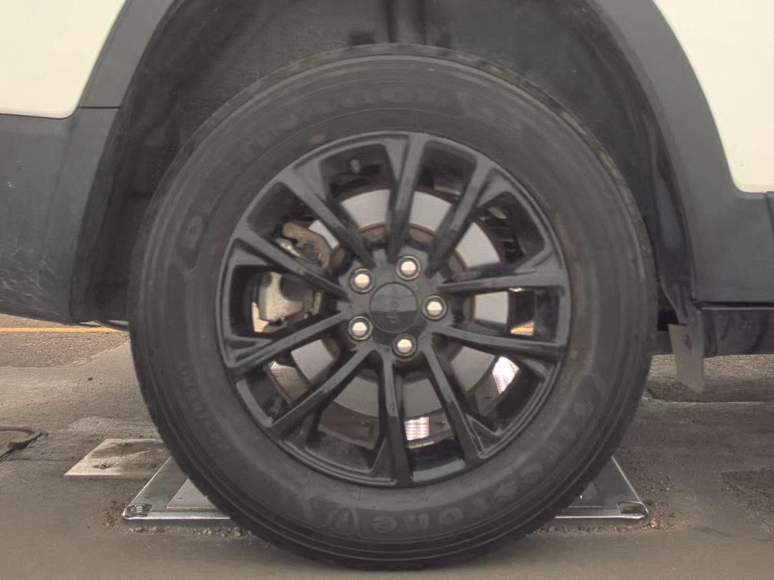 2023 Jeep Cherokee Altitude Lux AWD