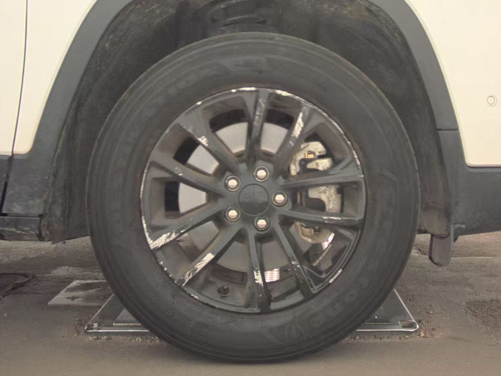 2023 Jeep Cherokee Altitude Lux AWD