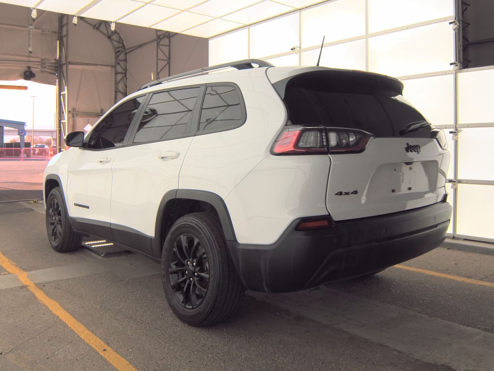 2023 Jeep Cherokee Altitude Lux AWD